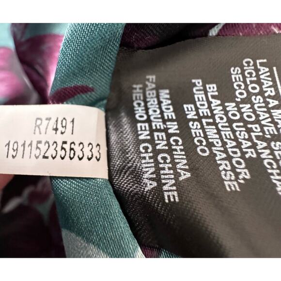 Kensie Faux Fur Teddy Green Coat Womens Size Medium Luxurious Snap - Picture 8 of 9